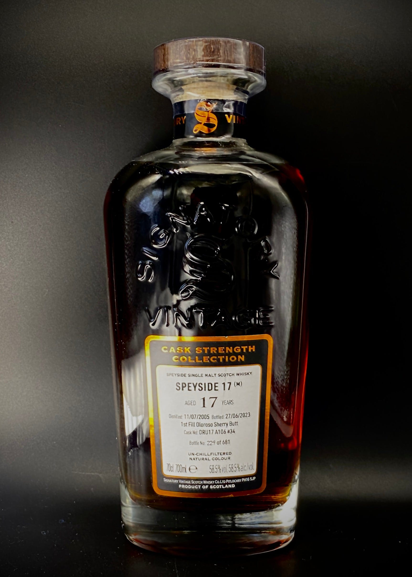 Horny Pony  Speyside 17y/o (Macallan) Cask#DRU17 A106#34 Signatory Vintage 58.5%ABV 30ml